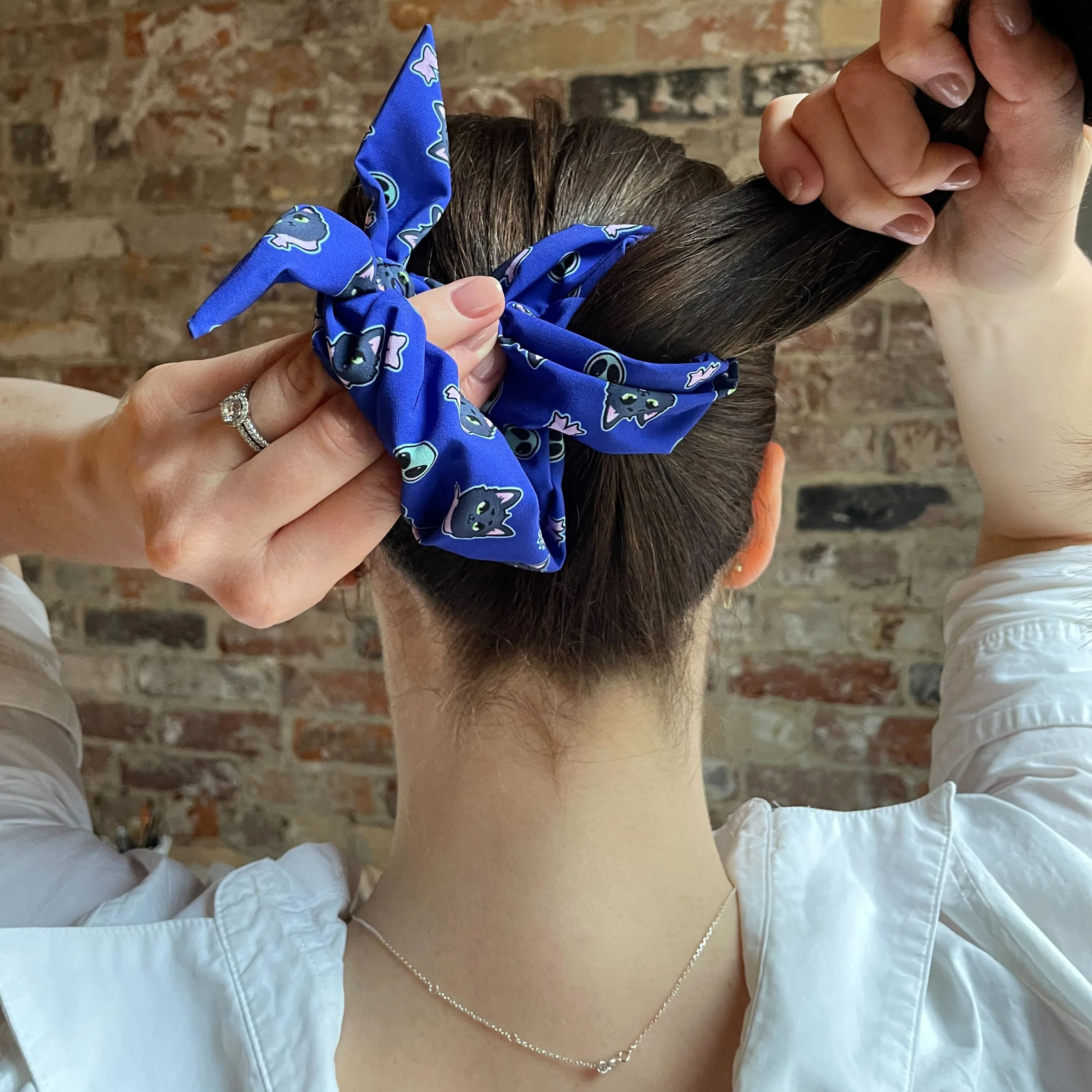 DOWN TO EARTH - SCRUNCHIE - Image 4