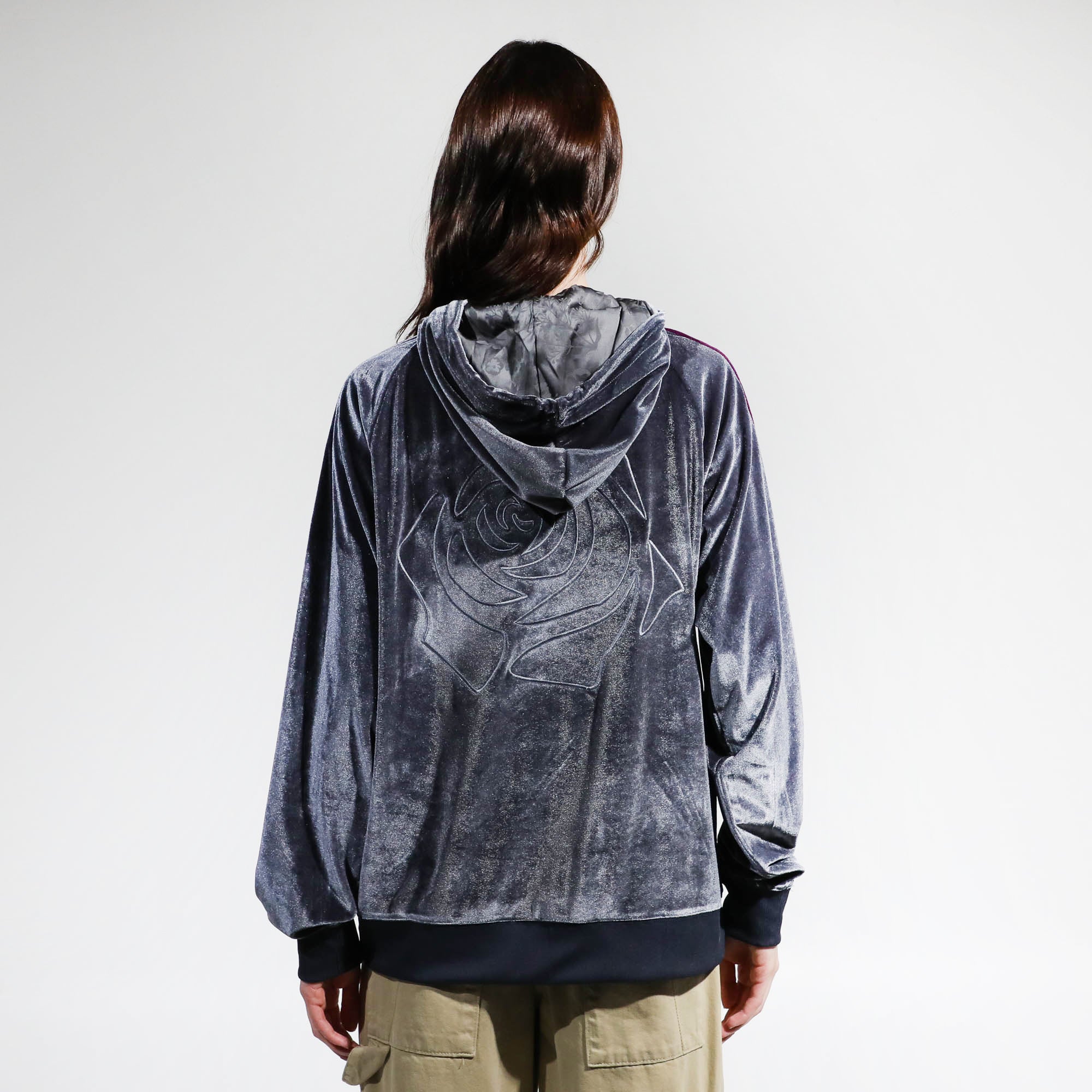 LORE OLYMPUS - VOL6 VELOUR HOODIE WITH EMBROIDERY - Image 4