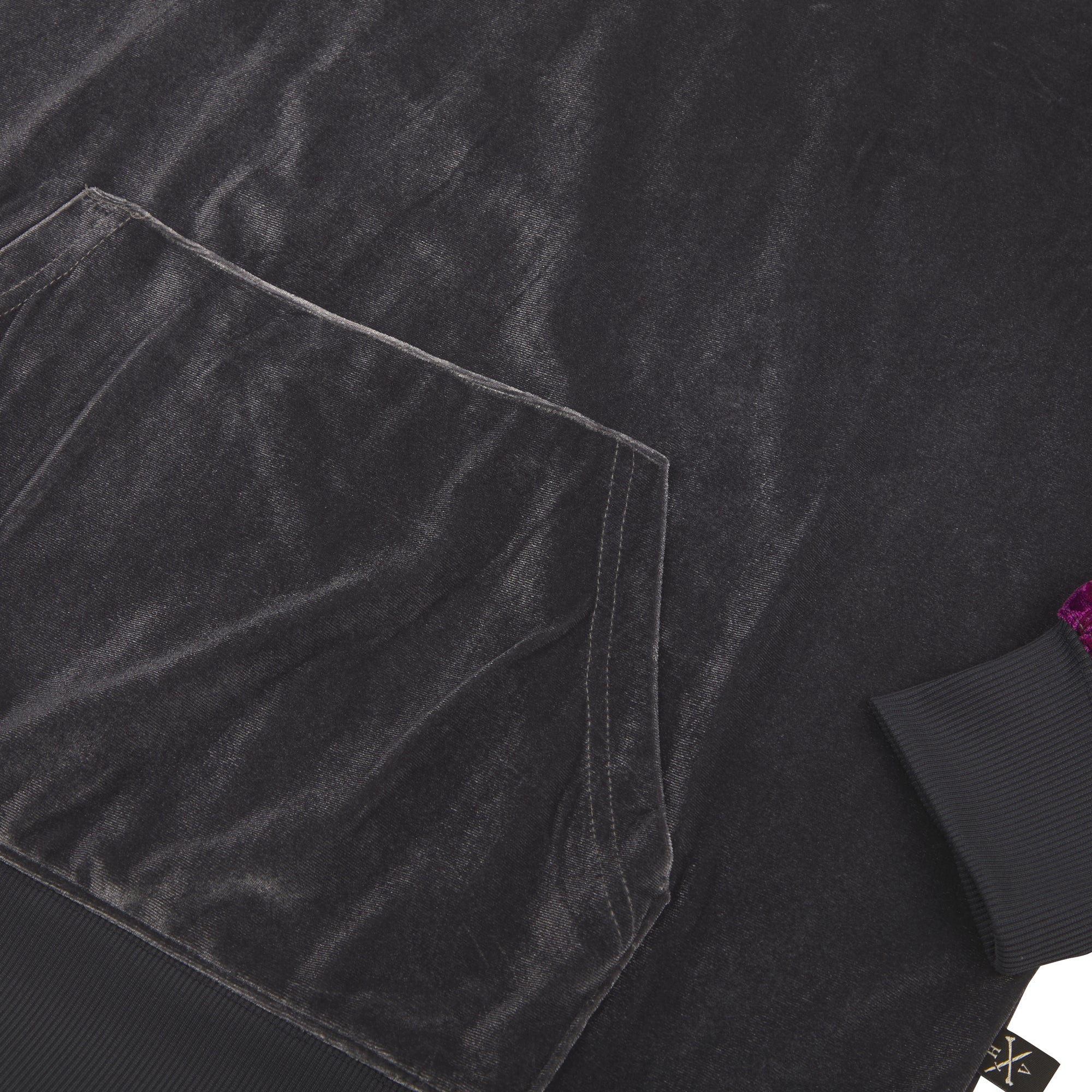 LORE OLYMPUS - VOL6 VELOUR HOODIE WITH EMBROIDERY - Image 6