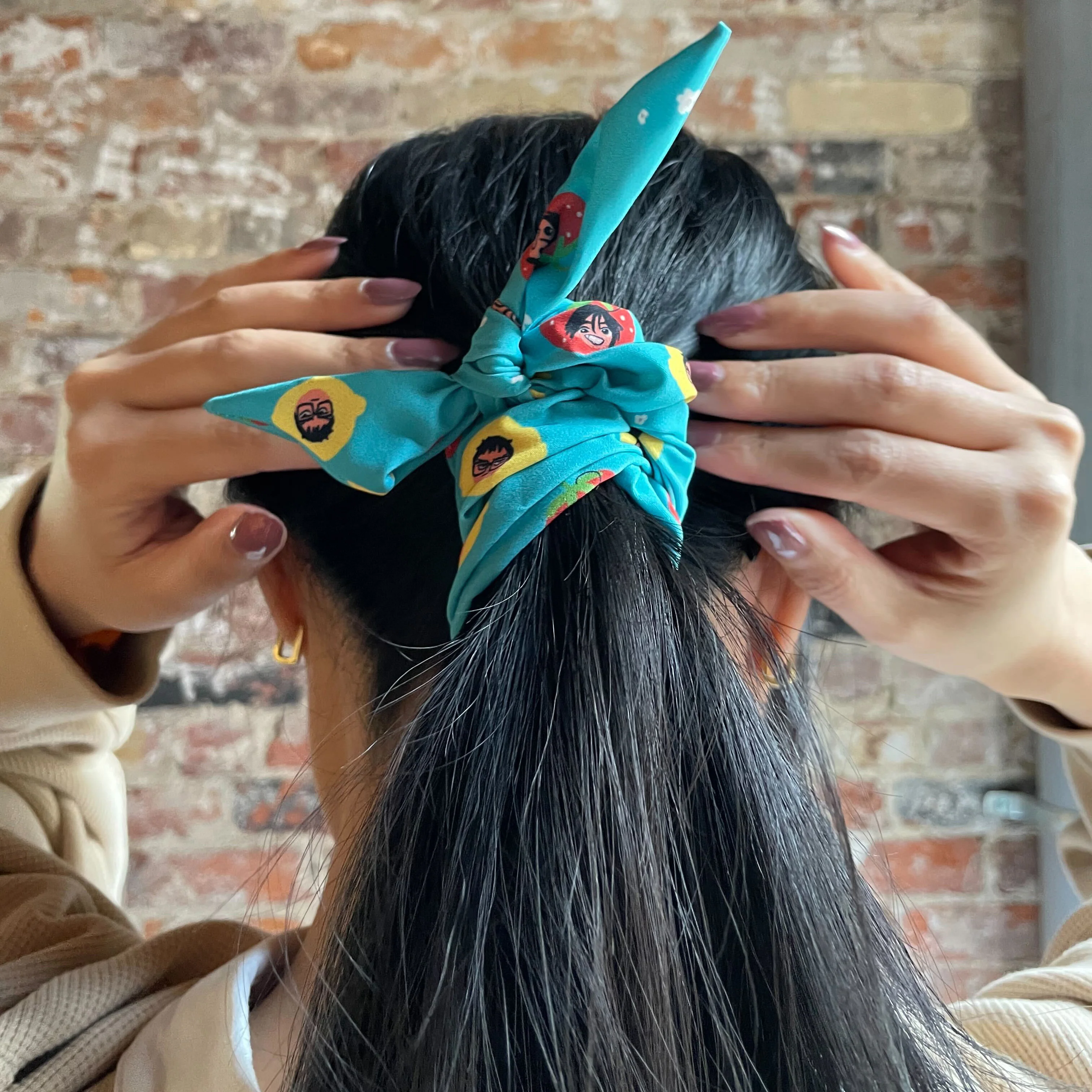 TO THE STARS AND BACK - SCRUNCHIE - Image 3